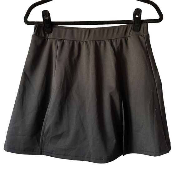 SHEIN Black Skater Skort L Large Punk Athletic Activewear L Large N31 - Picture 1 of 6